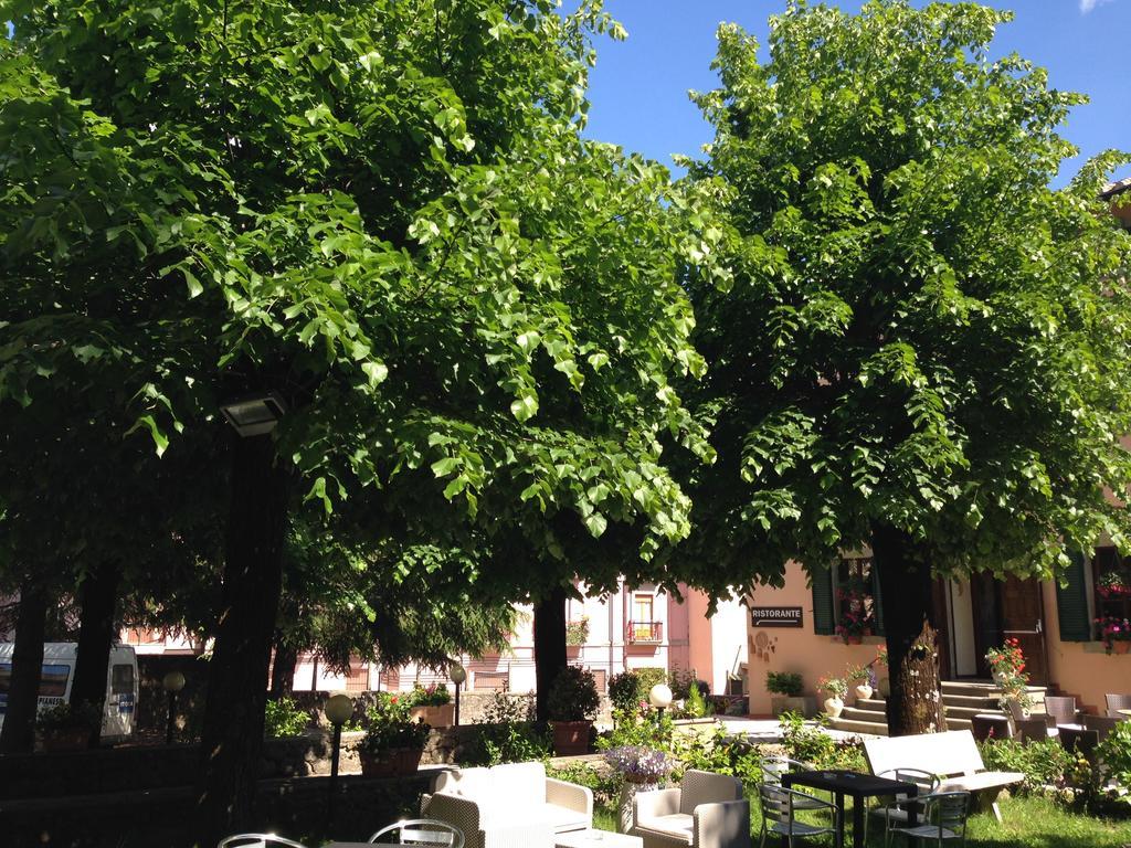 Hotel Fabbrini Abbadia San Salvator Bagian luar foto