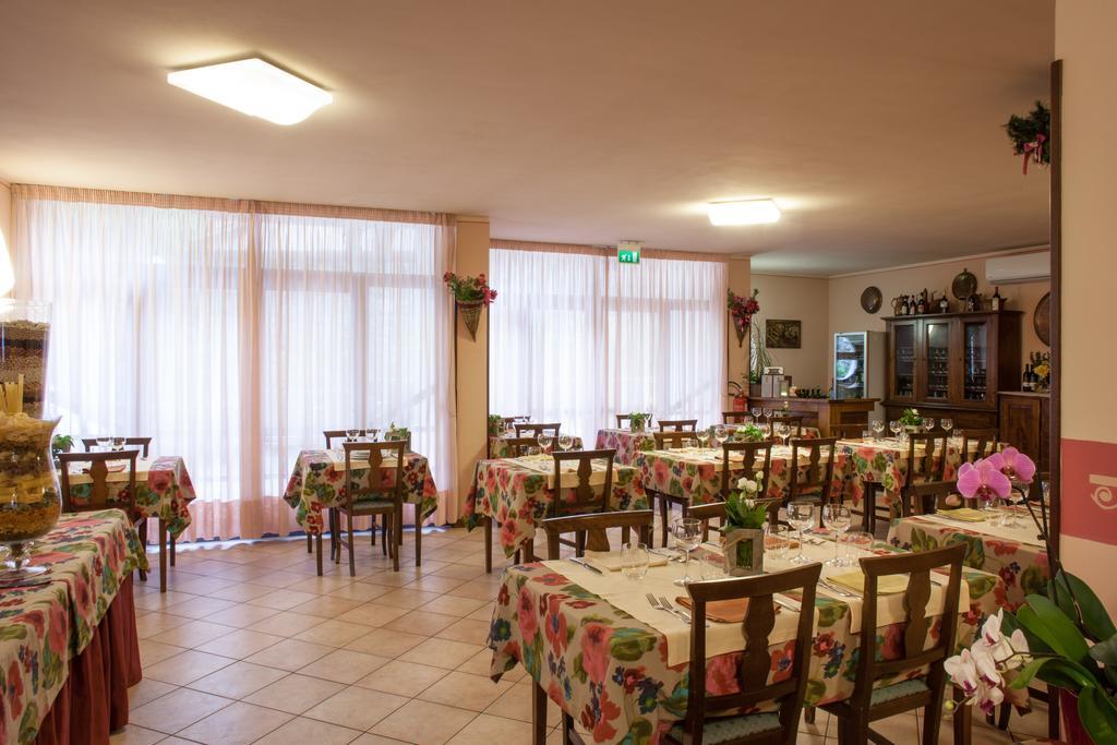 Hotel Fabbrini Abbadia San Salvator Bagian luar foto